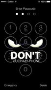 Don't Touch Lock Screen Screenshot