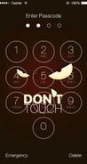 Don't Touch Lock Screen Screenshot